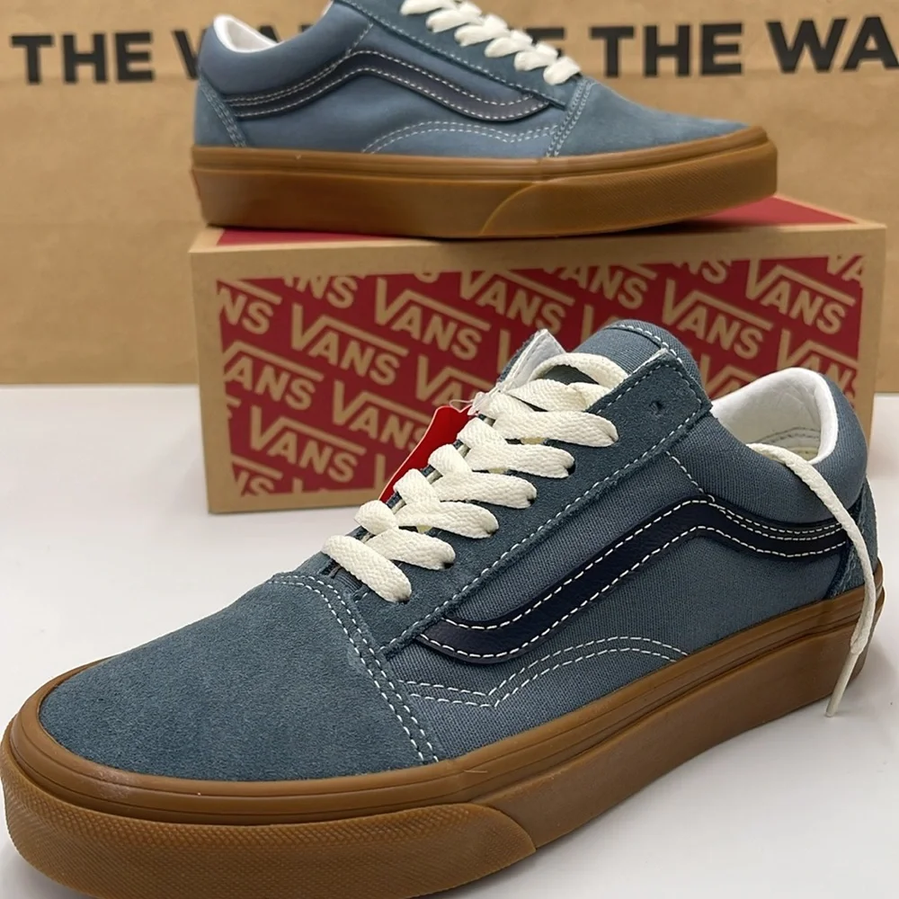 Vans WMNS Old Skool
Vintage Gum Stormy Weather
VN0A5KRSRV2 Sneakers - Picture 15 of 16